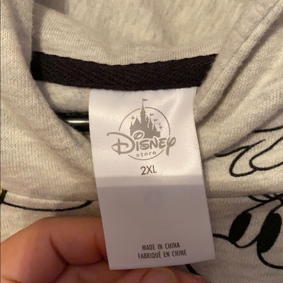 Disney young adult hoodie - Picture 2 of 6